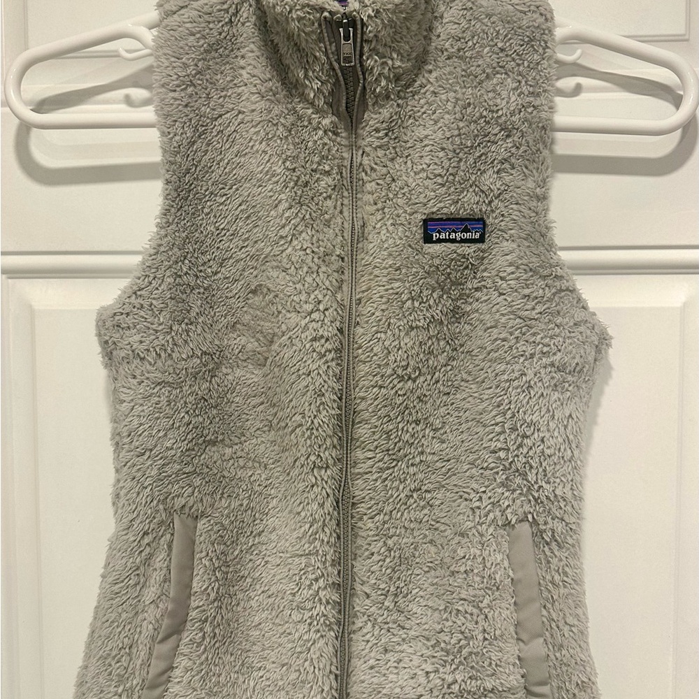 Patagonia Los Gatos Fuzzy Vest Women’s / Girls XS Light Grey